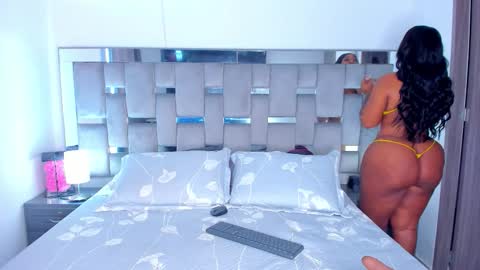 Camila online show from December 15, 8:46 pm