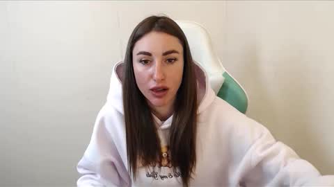 cammila horn online show from October 31, 12:17 pm