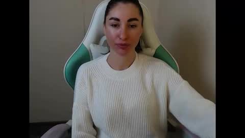 cammila horn online show from March 4, 6:30 am