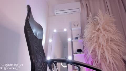 Laura Camila online show from February 9, 12:28 am