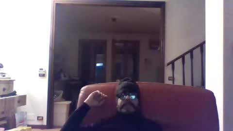 Snapshot of camomilla72 chatting on February 22, 7:45 am Cristian online show from February 22, 7:45 am