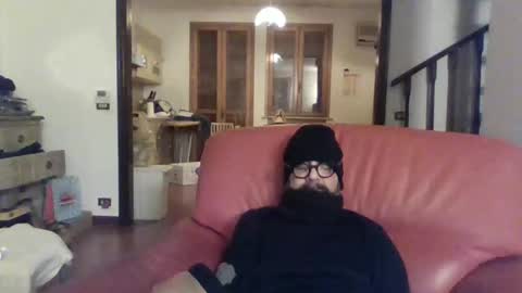 Snapshot of camomilla72 chatting on March 1, 2:04 am Cristian online show from March 1, 2:04 am