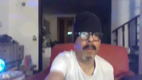 Snapshot of camomilla72 chatting on September 15, 9:53 am Cristian online show from September 15, 9:53 am