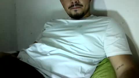 Snapshot of camrichard chatting on May 27, 4:53 am Richard online show from May 27, 4:53 am