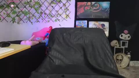 camturbery online show from October 13, 9:37 pm