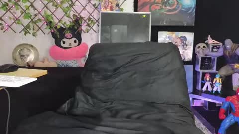 camturbery online show from October 18, 8:20 pm