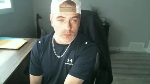 CanadianBacon6969 online show from April 29, 11:00 pm