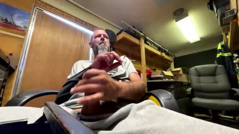 Chris online show from May 4, 2:24 pm