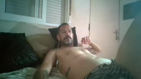 canary_braun online show from October 22, 8:08 pm