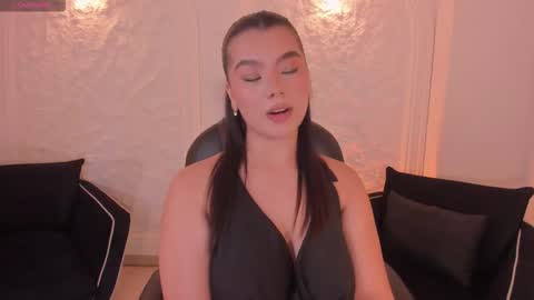  Candanse R  online show from December 4, 8:17 pm