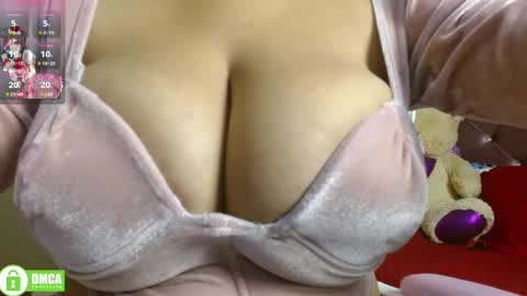Snapshot of candela_smith chatting on January 8, 12:05 pm Candelaria online show from January 8, 12:05 pm
