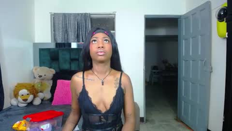 candelafoxx online show from June 14, 5:20 am