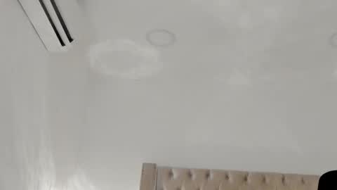 Candie  online show from January 16, 12:31 pm