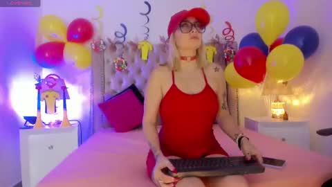 Candie  online show from June 14, 1:02 pm