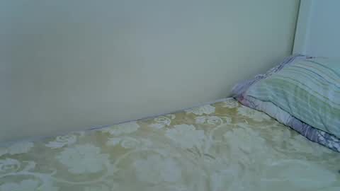 candiemaya online show from September 29, 10:42 am