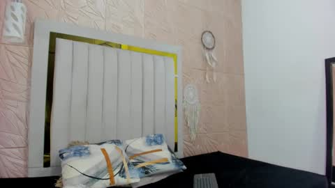 Snapshot of candise_oconnor chatting on September 30, 10:04 pm candise online show from September 30, 10:04 pm