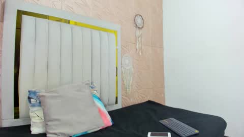 Snapshot of candise_oconnor chatting on October 16, 9:27 pm candise online show from October 16, 9:27 pm