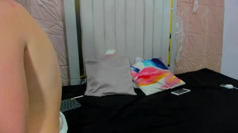 candise online show from November 19, 7:36 pm