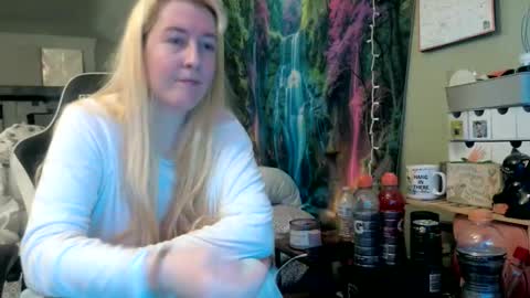 Candi online show from May 11, 11:46 pm