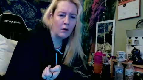 Candi online show from May 25, 4:24 pm