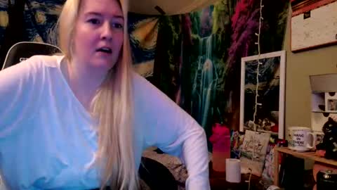 Candi online show from May 27, 5:26 am