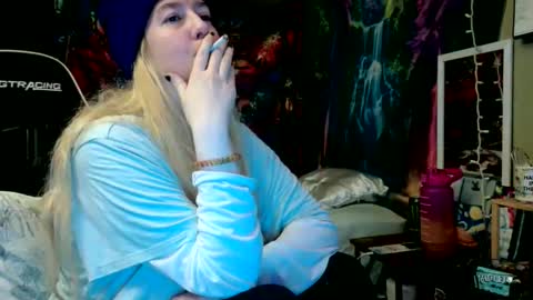 Candi online show from June 8, 4:13 am
