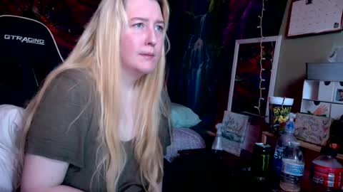 Candi online show from July 23, 2:37 pm