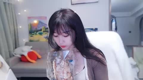 candy8998 online show from February 10, 9:19 pm