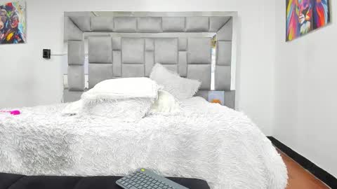 Snapshot of candy_and_andy1 chatting on February 15, 2:33 pm Candy And Andy online show from February 15, 2:33 pm