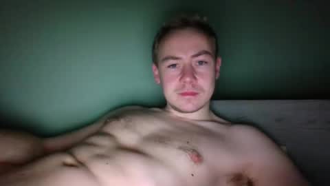 candy_boy_xoxo online show from March 1, 12:23 am