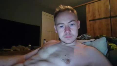 candy_boy_xoxo online show from March 29, 3:45 pm