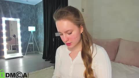 Candy online show from October 20, 9:21 am