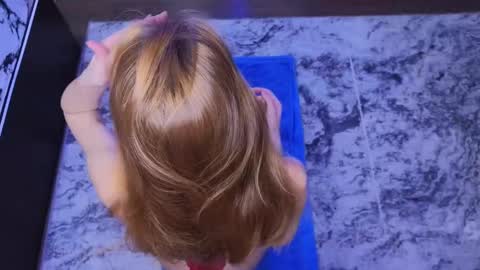 candy_flosse online show from October 29, 8:27 am