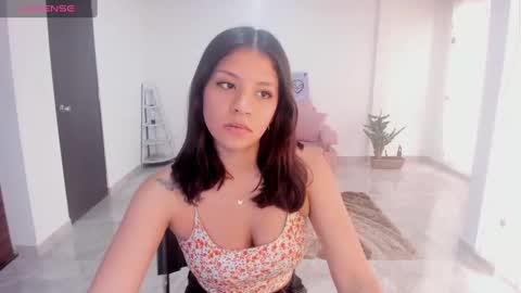 candy_fox_19 online show from September 16, 8:21 pm