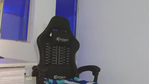 candy_giuliana21 online show from June 6, 1:43 am