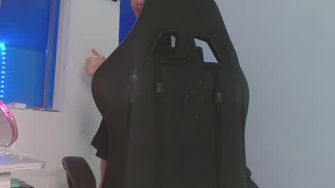 candy_giuliana21 online show from June 24, 2:10 am