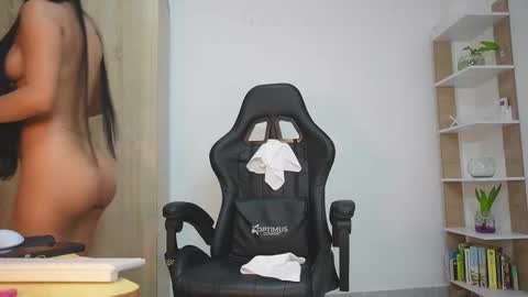 Nickol online show from March 16, 7:40 pm