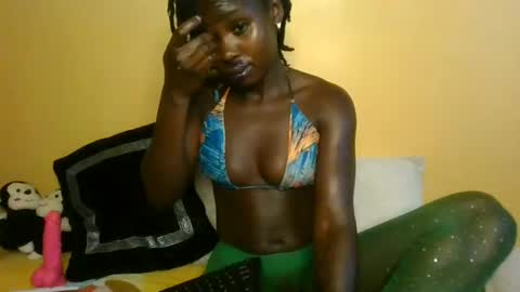 candy_hun online show from July 3, 9:59 am