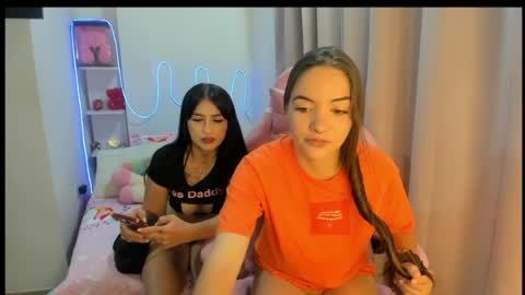 Snapshot of candy_kitty7343 chatting on July 21, 3:53 am candy_kitty7343 online show from July 21, 3:53 am