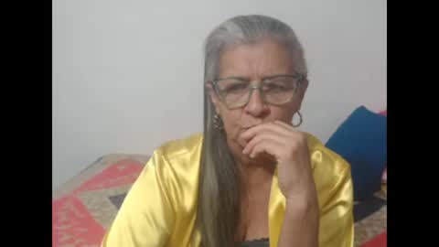 Snapshot of candy_mature_ chatting on December 19, 9:51 am candy online show from December 19, 9:51 am