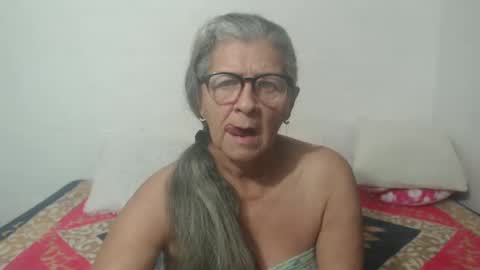 Snapshot of candy_mature_ chatting on December 26, 9:55 am candy online show from December 26, 9:55 am