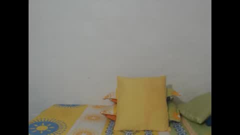 Snapshot of candy_mature_ chatting on January 16, 10:34 pm candy online show from January 16, 10:34 pm