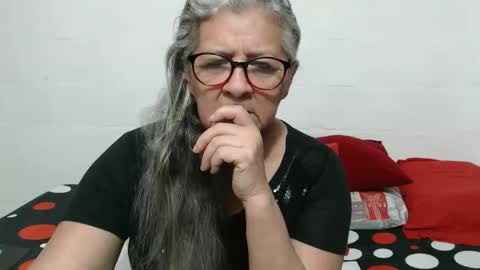 candy online show from November 28, 11:13 am