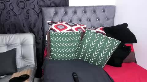 Snapshot of candy_sex_hot_ chatting on January 3, 5:39 am YECENIA - online show from January 3, 5:39 am