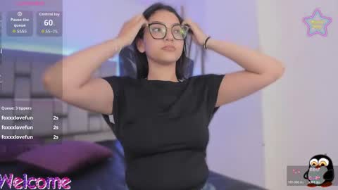 Snapshot of candy_tyna chatting on June 6, 7:29 pm candy_tyna online show from June 6, 7:29 pm