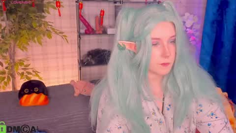 Snapshot of candy_yeah chatting on June 8, 1:09 am Mary online show from June 8, 1:09 am