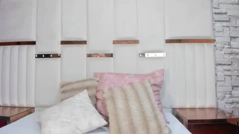 Snapshot of candyandsteven chatting on March 2, 3:09 am candyandsteven online show from March 2, 3:09 am