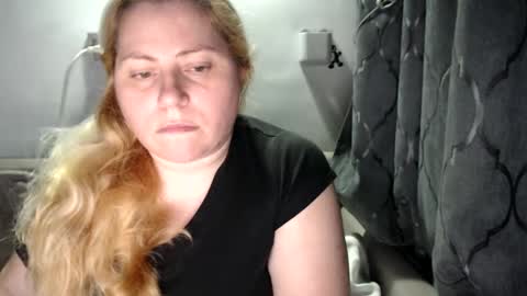 Laura online show from January 28, 7:10 pm