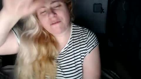 Laura online show from January 30, 2:25 pm