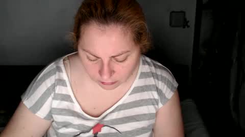 Laura online show from February 2, 1:19 pm